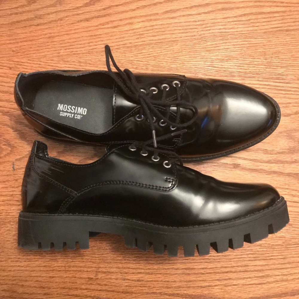 Mossimo Classic Black Patent Flat Shoe